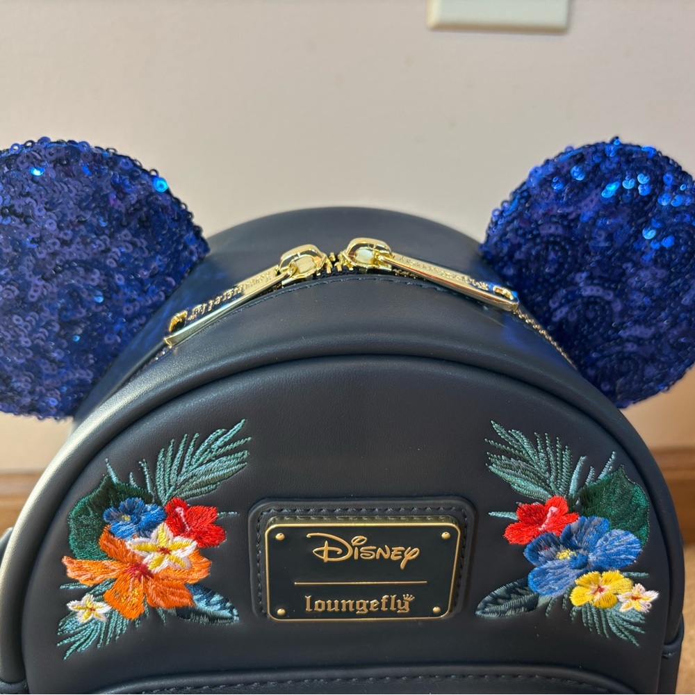 Aloha Mickey Disney Loungefly Convertible Limited Edition 1000 Bag - Picture 11 of 11